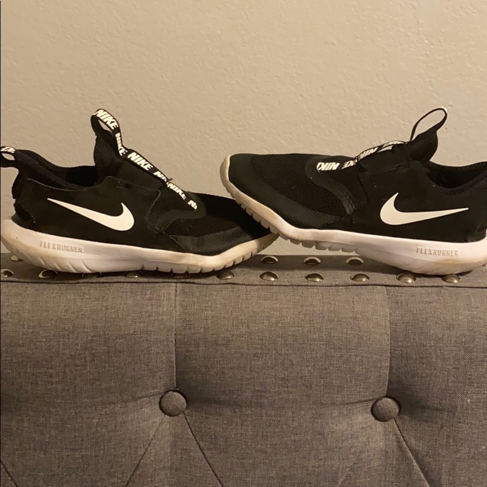 Nike flex runner